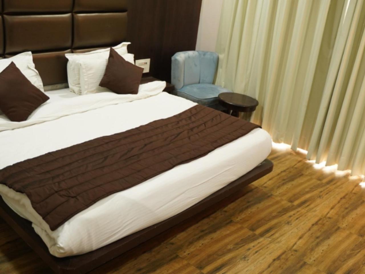 Raas Mahal-Hotel In Jaipur Near Tourist Places Εξωτερικό φωτογραφία